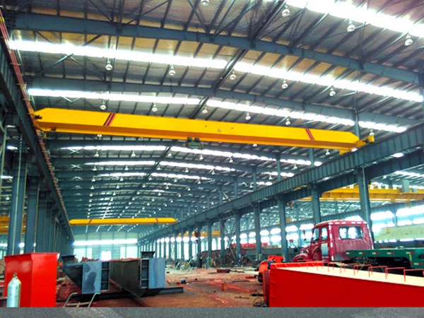 江蘇鎮(zhèn)江天車天吊廠家廣西安裝QD50T雙梁起重機