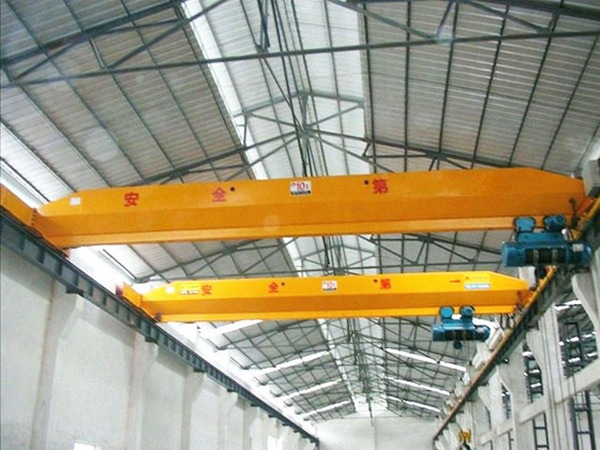 山西陽(yáng)泉天車(chē)天吊廠家可購(gòu)買(mǎi)起重機(jī)產(chǎn)品