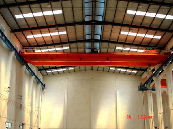 陜西漢中雙梁行吊廠家20噸起重機(jī)報(bào)價(jià)