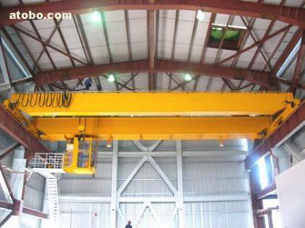 云南普洱雙梁行吊廠家32噸電動雙梁起重機(jī)