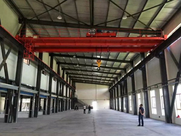 甘肅蘭州雙梁行吊廠家10噸23米跨行車