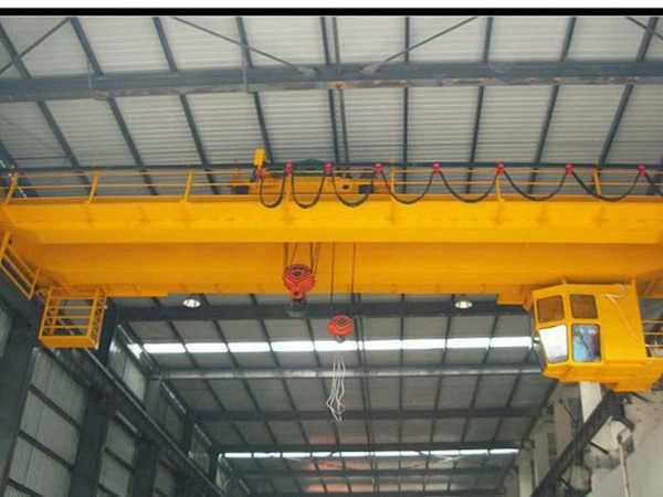 湖北襄陽(yáng)雙梁行吊廠家20噸歐式起重機(jī)價(jià)格
