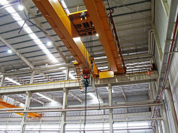 河南濮陽(yáng)雙梁行吊廠家5t-18m行車(chē)定期檢查