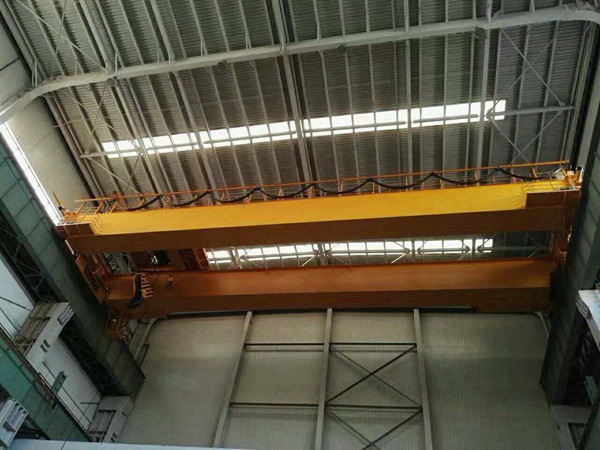廣東清遠(yuǎn)雙梁行吊廠家20噸QD橋式起重機(jī)價(jià)格